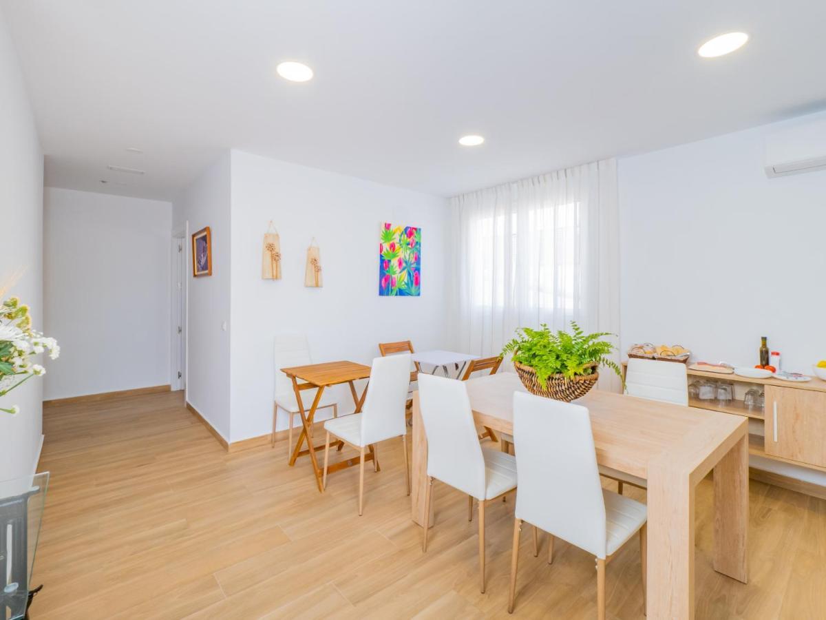 Cubo'S Hostal William'S Sunny 5 With Breakfast Torre de Benagalbon Bagian luar foto